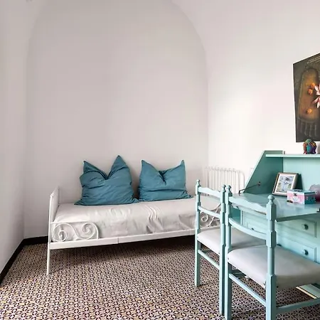 Verosicily Damus Villa *