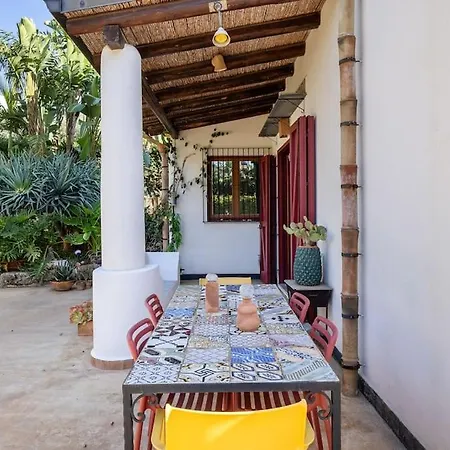 Verosicily Damus Villa *